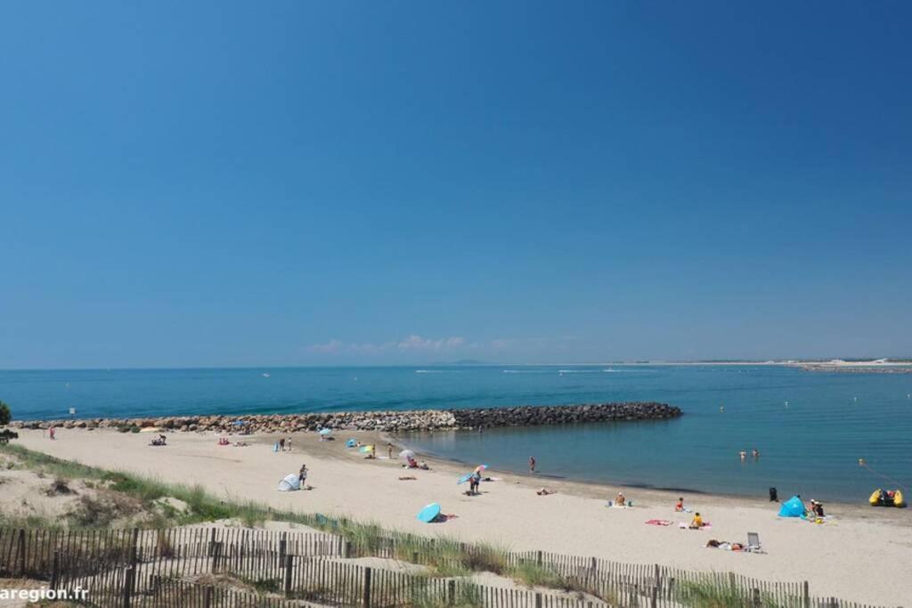 3 étoiles Studio 4 couchages résidence port cros à Sète Extérieur photo