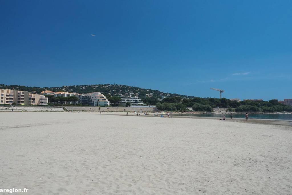 3 étoiles Studio 4 couchages résidence port cros à Sète Extérieur photo