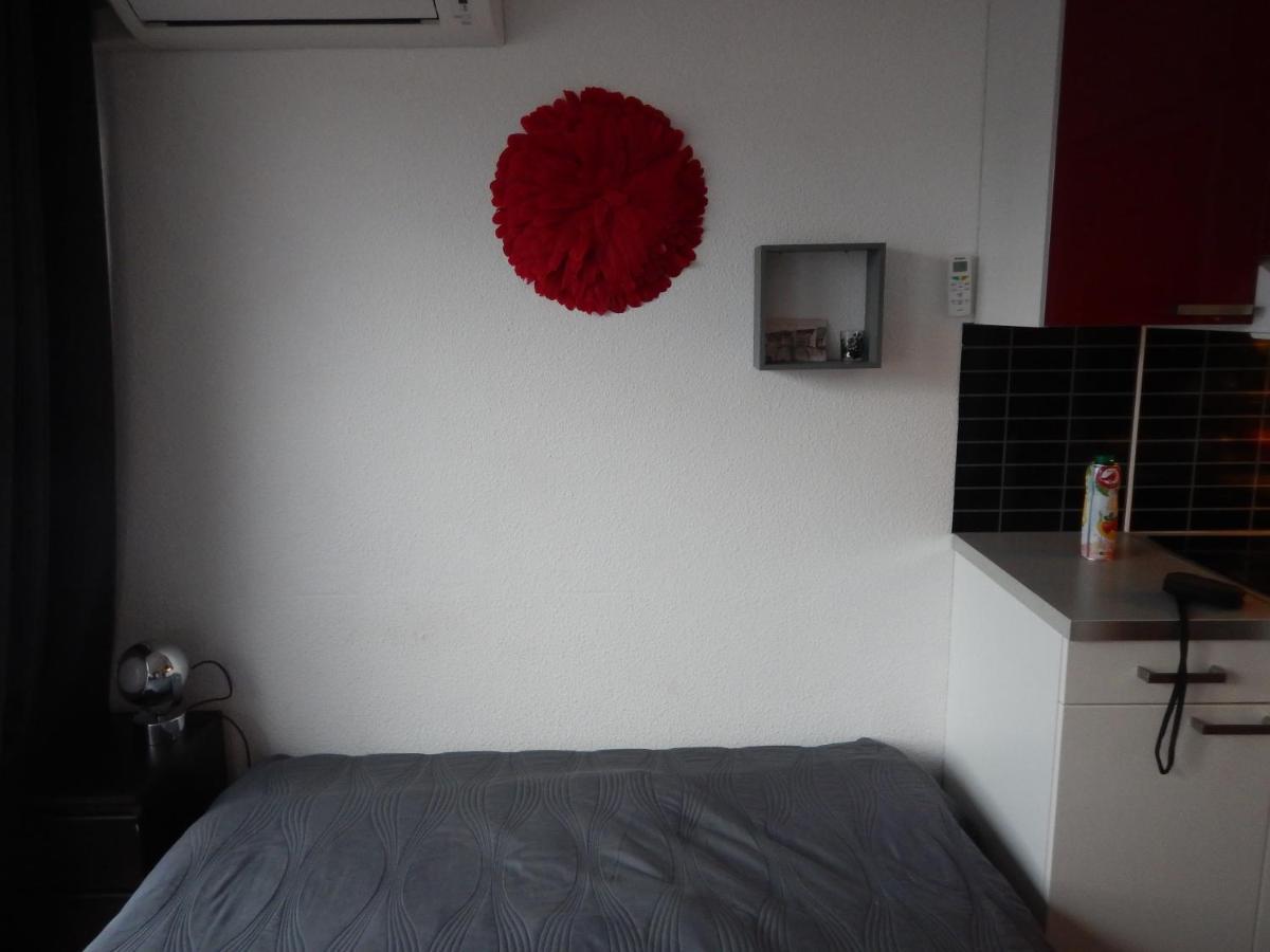3 étoiles Studio 4 couchages résidence port cros à Sète Extérieur photo